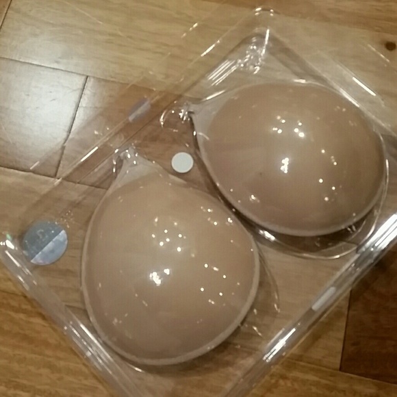 strepless backless bra - Picture 3 of 5